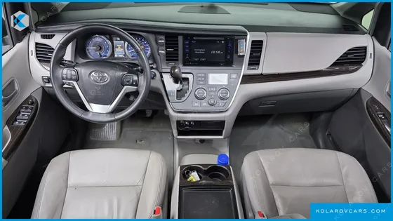 TOYOTA SIENNA 3.5