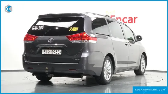 TOYOTA SIENNA 3.5