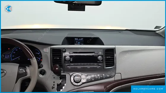 TOYOTA SIENNA 3.5