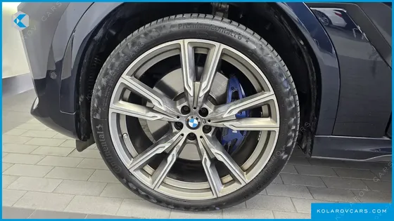 BMW X6 M50I