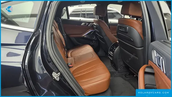 BMW X6 M50I