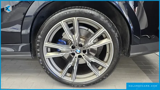 BMW X6 M50I