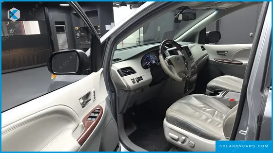 TOYOTA SIENNA 3.5