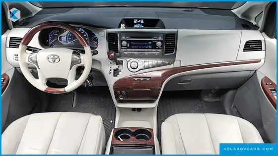 TOYOTA SIENNA 3.5