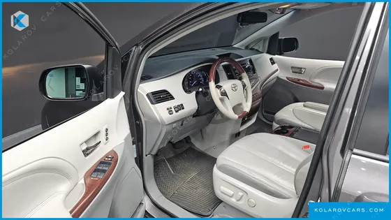 TOYOTA SIENNA 3.5