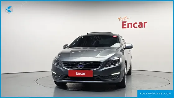 VOLVO S60 D4