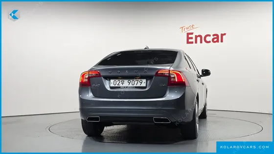 VOLVO S60 D4