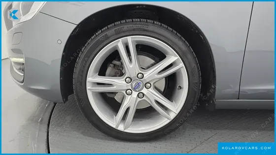 VOLVO S60 D4