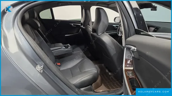 VOLVO S60 D4