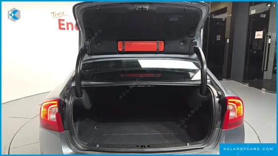VOLVO S60 D4