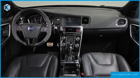 VOLVO S60 D4