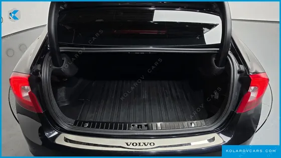 VOLVO S60 D4