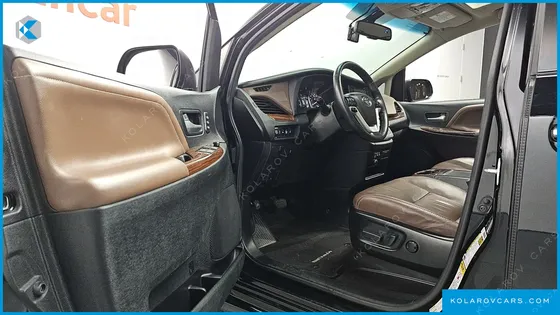 TOYOTA SIENNA 3.5 AWD
