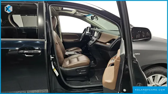 TOYOTA SIENNA 3.5 AWD