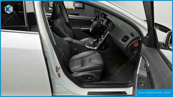 VOLVO S60 D2
