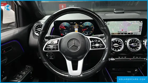 MERCEDES GLB-CLASS GLB220