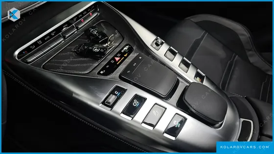 MERCEDES AMG GT 4DOOR 43 4MATIC+