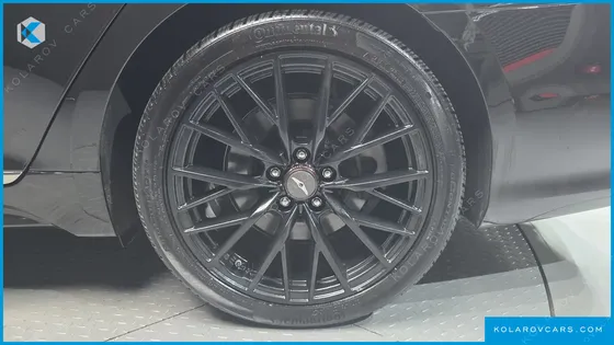 GENESIS G80 3.3 T-GDI AWD