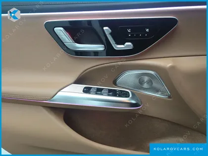 MERCEDES E-CLASS E300 4MATIC EXCLUSIVE