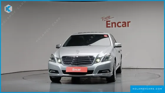 MERCEDES E-CLASS E300 ELEGANCE