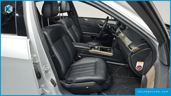 MERCEDES E-CLASS E300 ELEGANCE