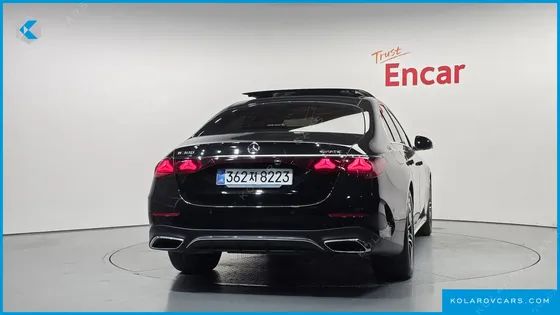 MERCEDES E-CLASS E300 4MATIC AMG LINE