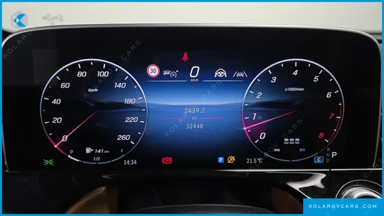 MERCEDES E-CLASS E300 4MATIC AMG LINE