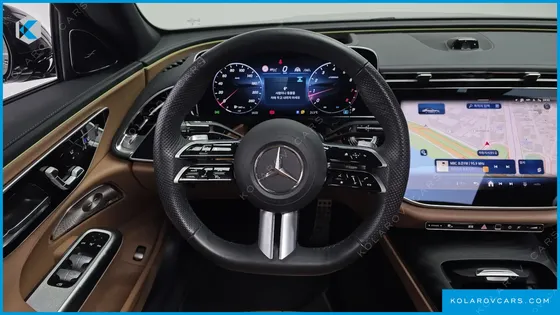 MERCEDES E-CLASS E300 4MATIC AMG LINE
