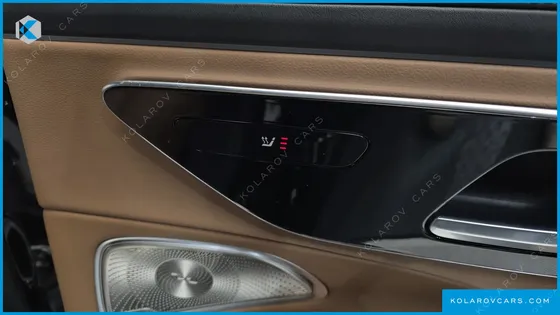 MERCEDES E-CLASS E300 4MATIC AMG LINE