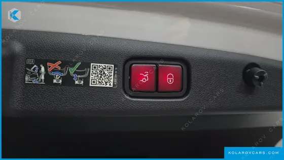 MERCEDES E-CLASS E200 AVANTGARDE