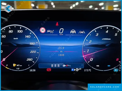 MERCEDES E-CLASS E300 4MATIC EXCLUSIVE