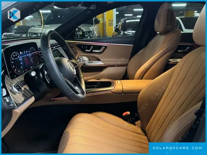 MERCEDES E-CLASS E300 4MATIC EXCLUSIVE