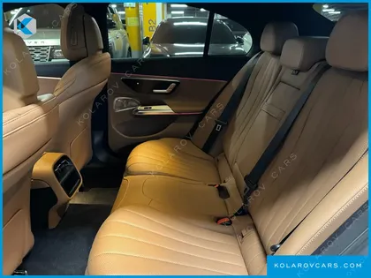MERCEDES E-CLASS E300 4MATIC EXCLUSIVE
