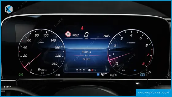 MERCEDES E-CLASS E300 4MATIC AMG LINE