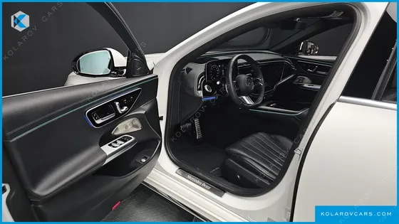 MERCEDES E-CLASS E300 4MATIC AMG LINE