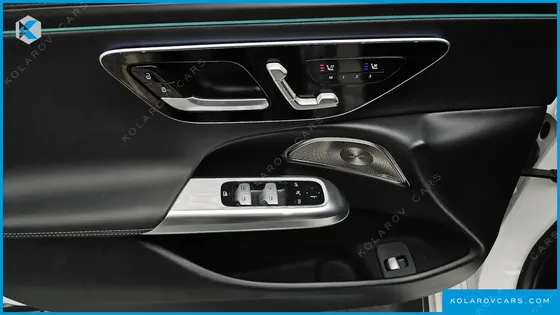 MERCEDES E-CLASS E300 4MATIC AMG LINE