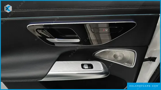 MERCEDES E-CLASS E300 4MATIC AMG LINE