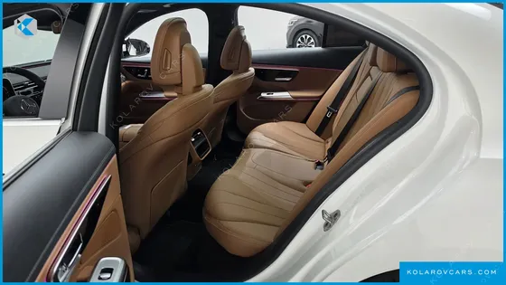 MERCEDES E-CLASS E220D 4MATIC EXCLUSIVE
