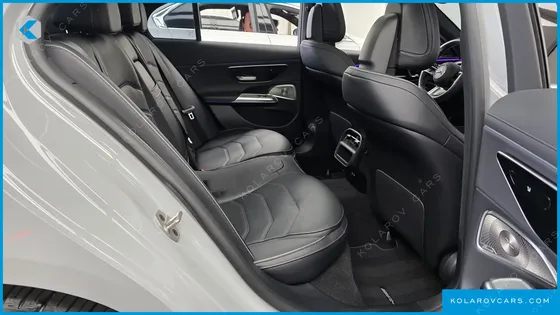 MERCEDES E-CLASS E300 4MATIC AMG LINE