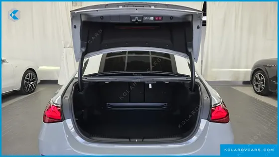MERCEDES E-CLASS E300 4MATIC AMG LINE