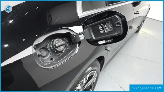 MERCEDES E-CLASS E200 AVANTGARDE