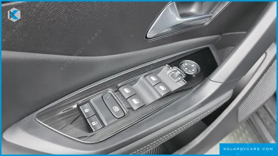 PEUGEOT 408 1.2 PURE TECH ALLURE