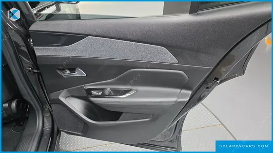 PEUGEOT 408 1.2 PURE TECH ALLURE