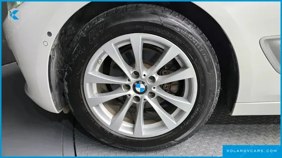 BMW GRAN TURISMO (GT) GT 320D PREMIUM