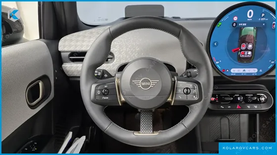 MINI COOPER 5 DOOR FAVOURED
