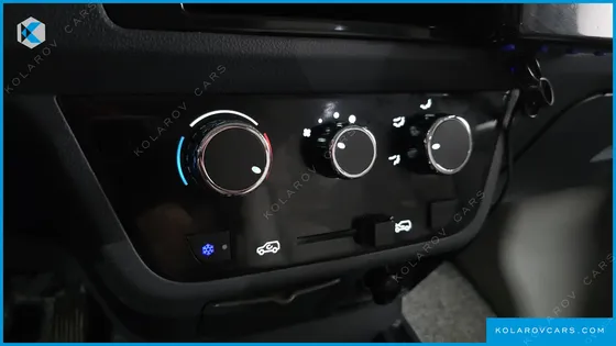 XINYUAN E-T VAN 4 SEATER