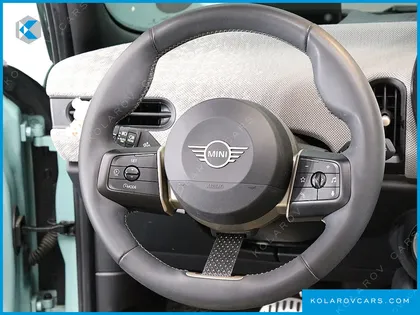 MINI COOPER 5 DOOR FAVOURED