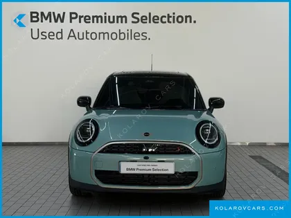 MINI COOPER 5 DOOR FAVOURED