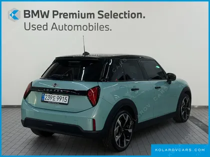 MINI COOPER 5 DOOR FAVOURED