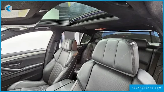 BMW M5 M5 SEDAN